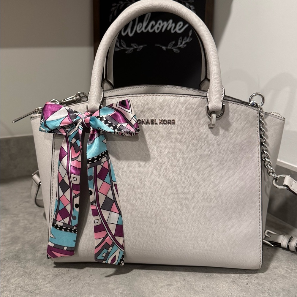 Michael Kors Ellis Satchel with Crossbody Strap and Twilly! Preowned! - Picture 2 of 15